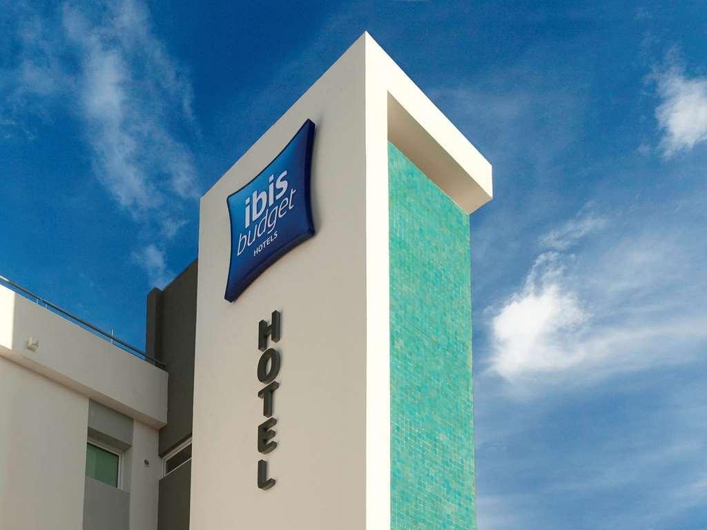 Ibis Budget Remiremont Eksteriør bilde