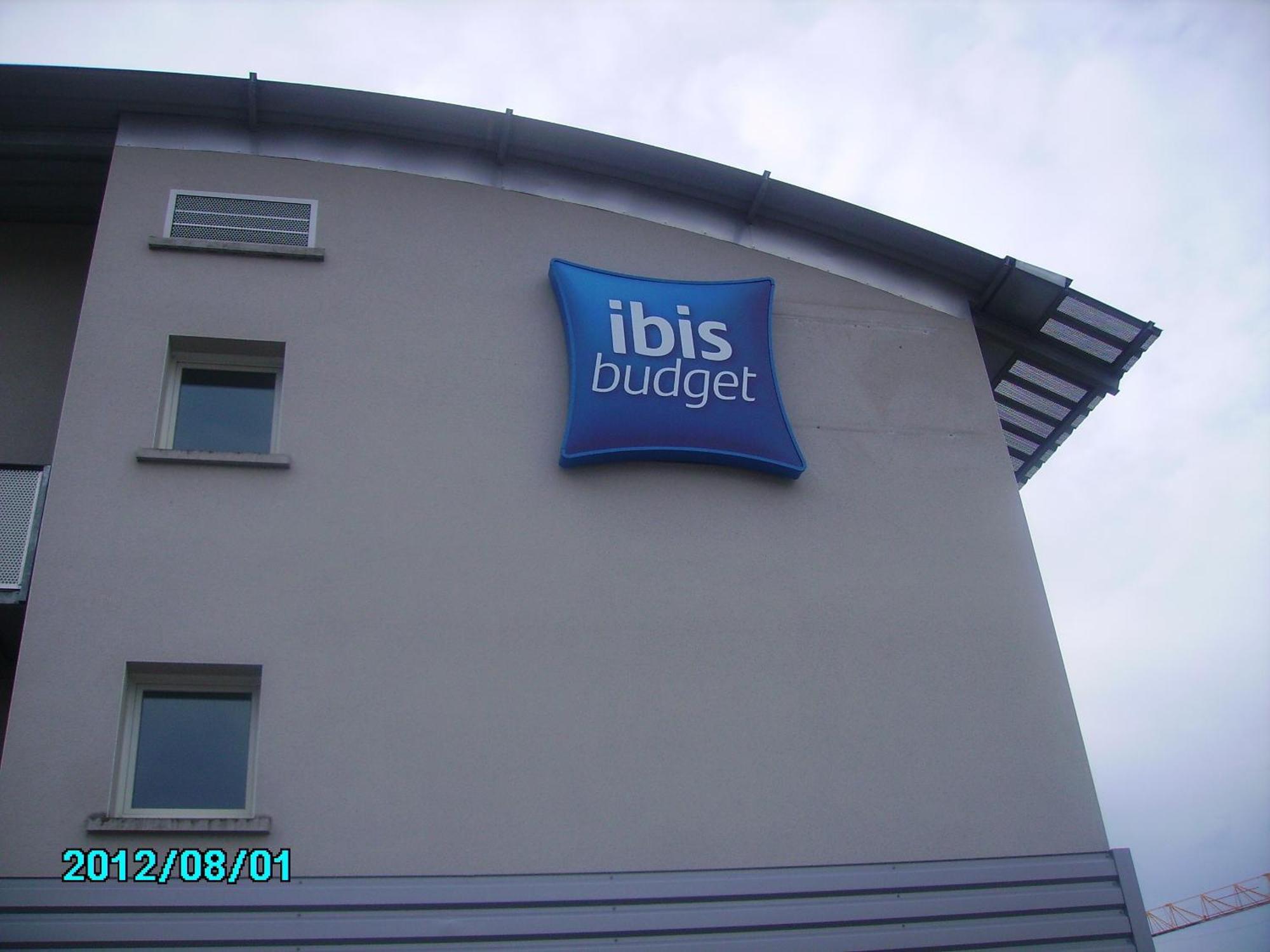 Ibis Budget Remiremont Eksteriør bilde