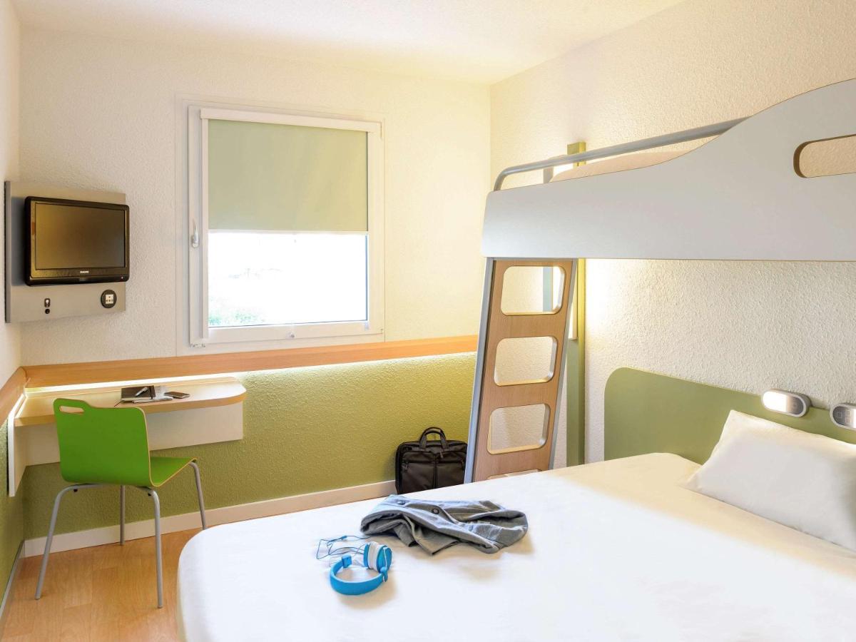 Ibis Budget Remiremont Eksteriør bilde